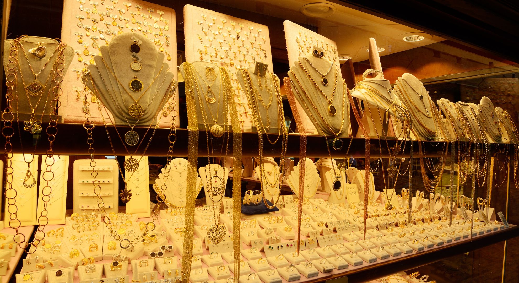 How Jewelers Block Insurance Can Safeguard Your High-Value Assets